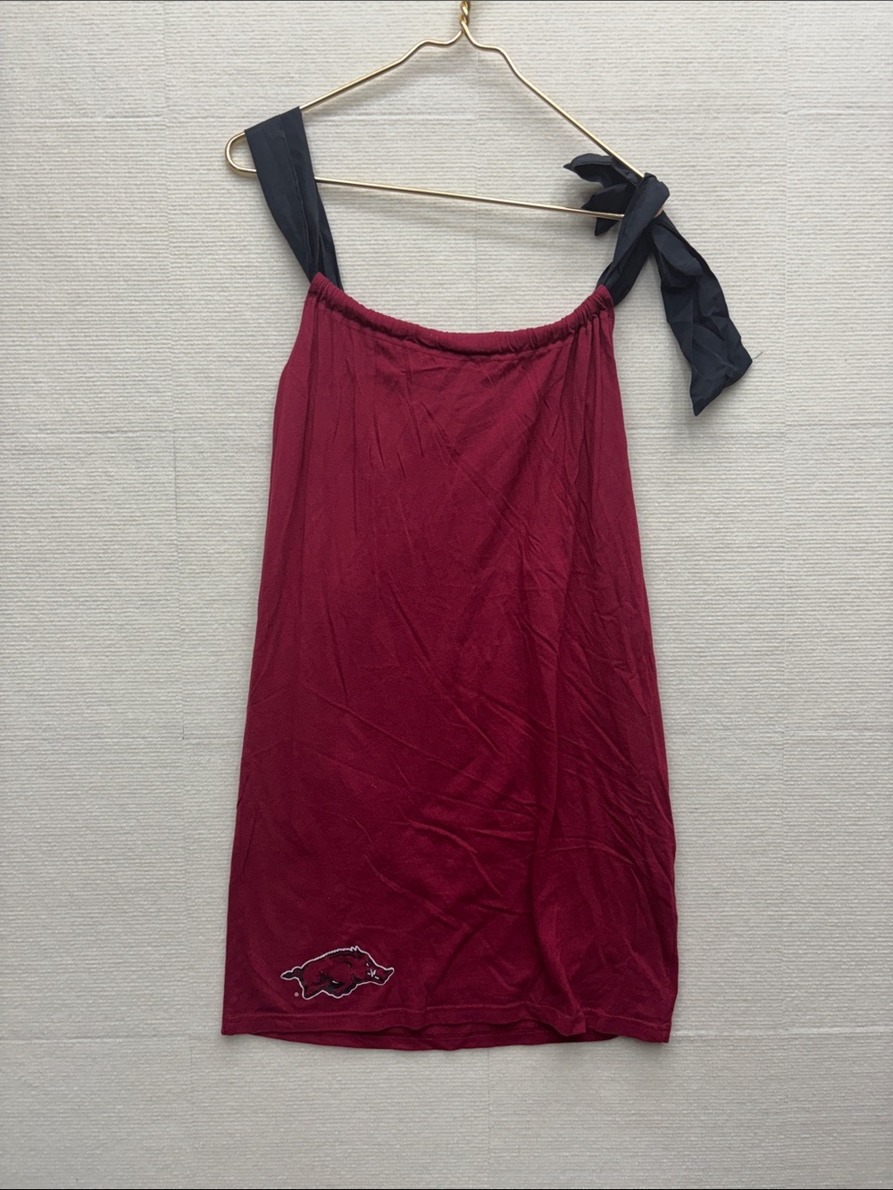 Knights apparel Arkansas Razorbacks dress small